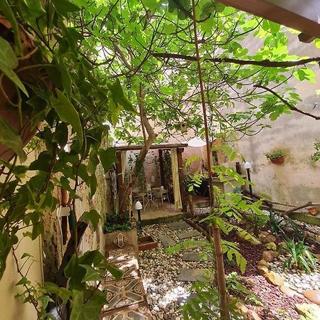 Ai Due Cortili Apartment Trapani Luaran gambar