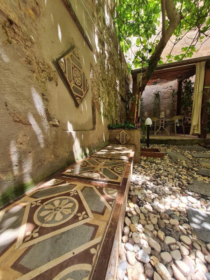Ai Due Cortili Apartment Trapani Luaran gambar