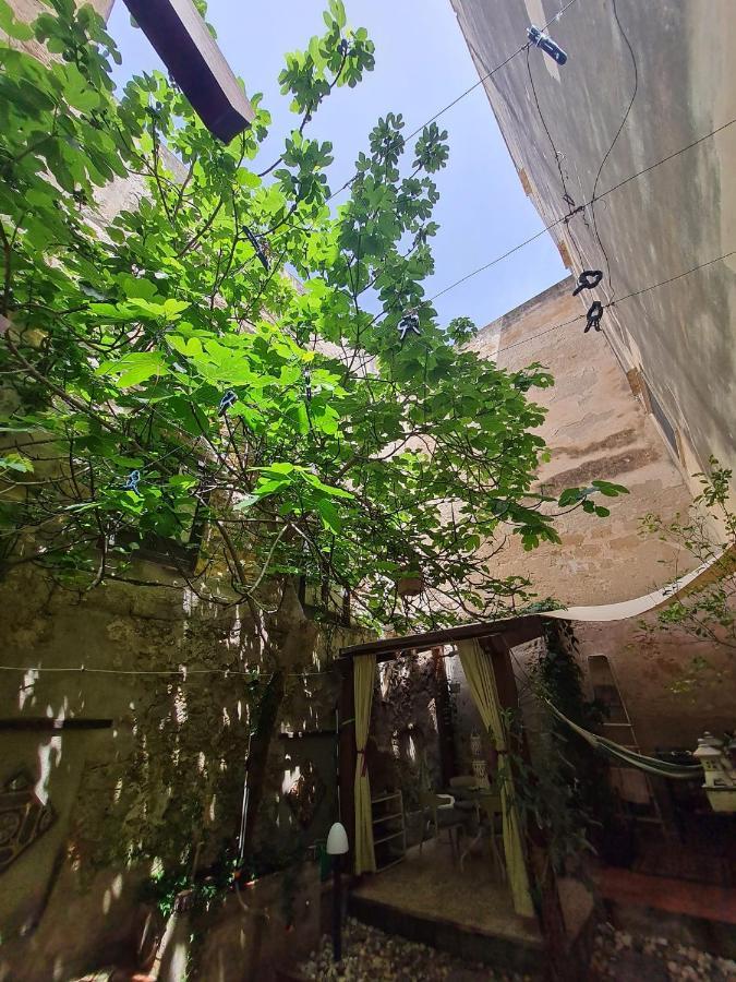 Ai Due Cortili Apartment Trapani Luaran gambar